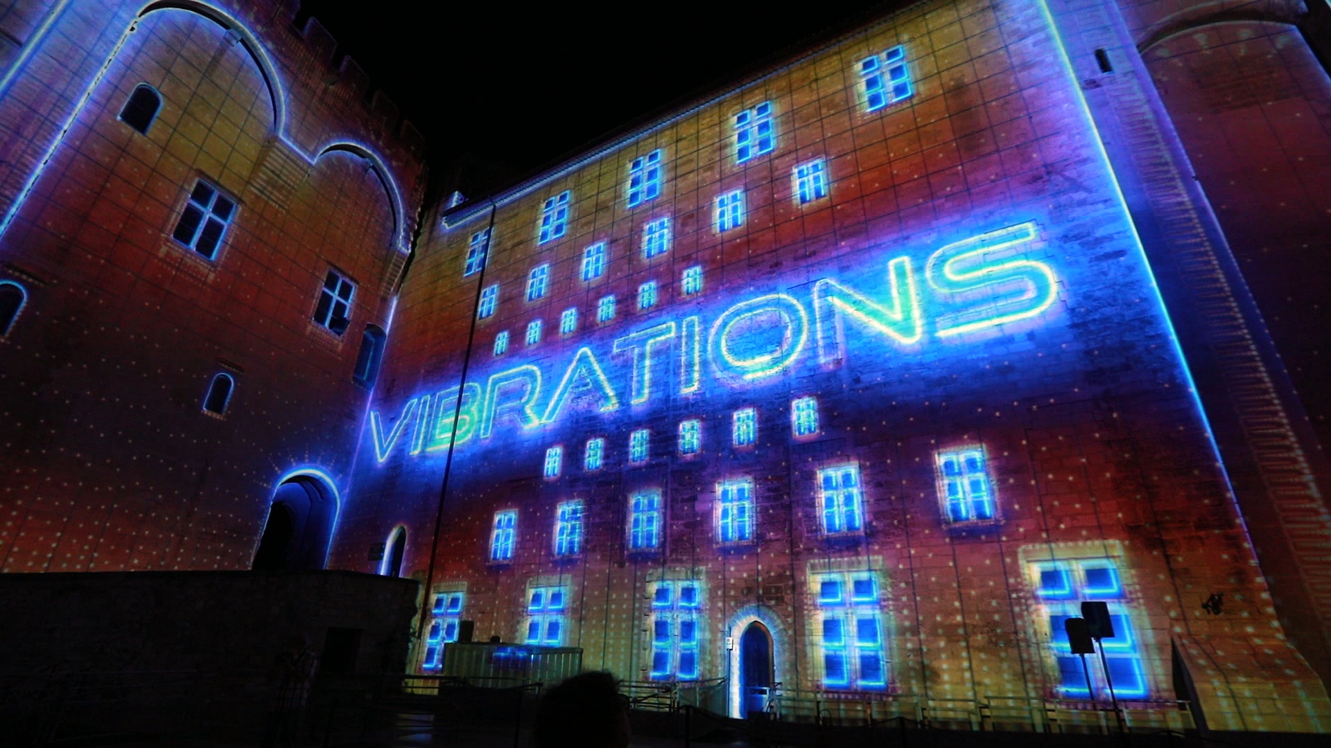 1534401833373058917.jpg vibration1.jpg