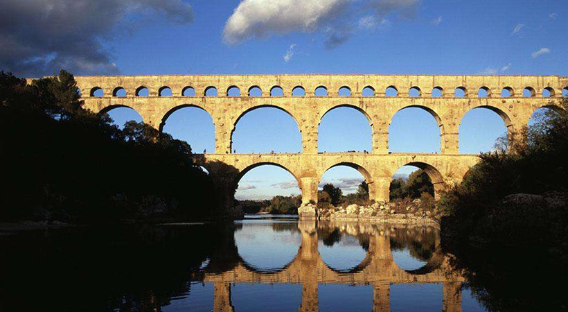 1525837654785013418.jpg 加尔水道桥.jpg