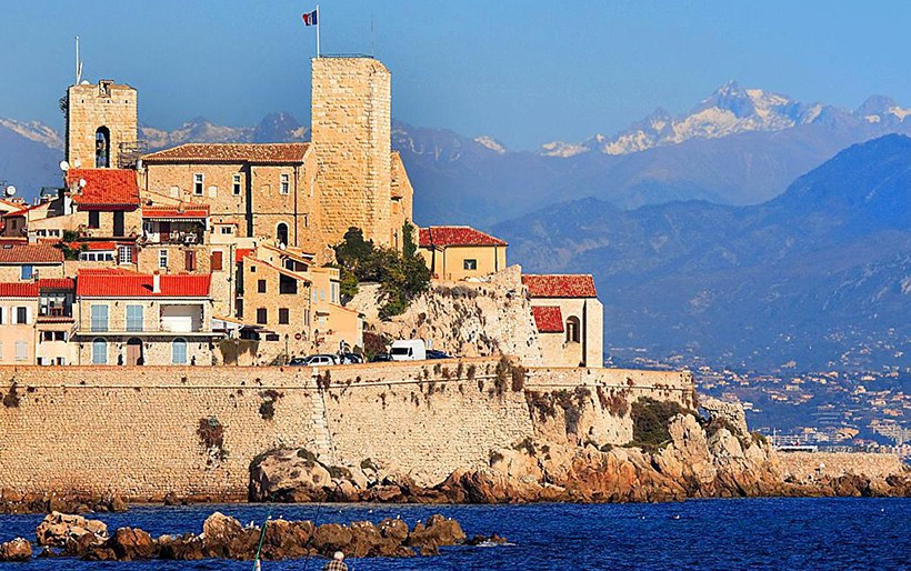 1526295625991094648.jpg 昂缇布.jpg